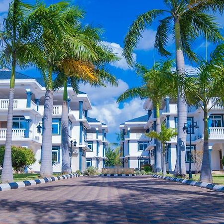 דאר א-סאלאם Luxury Beach Villa Inn מראה חיצוני תמונה