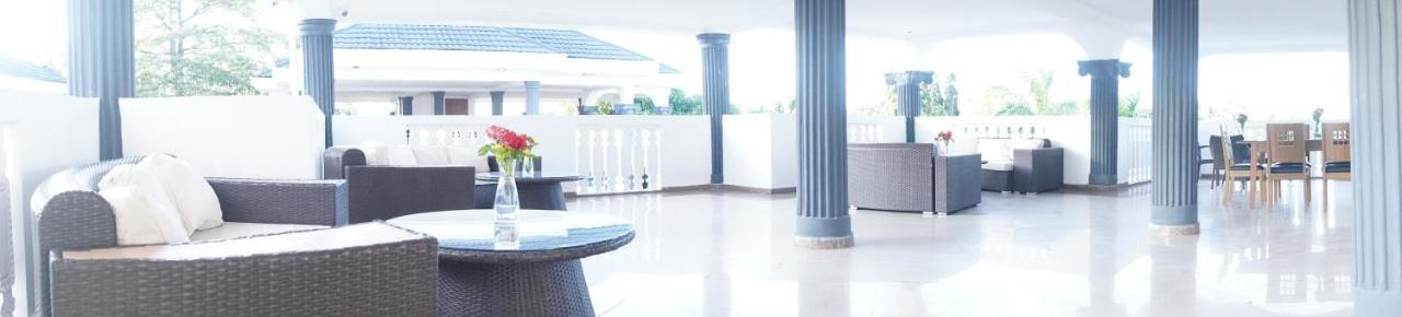 דאר א-סאלאם Luxury Beach Villa Inn מראה חיצוני תמונה